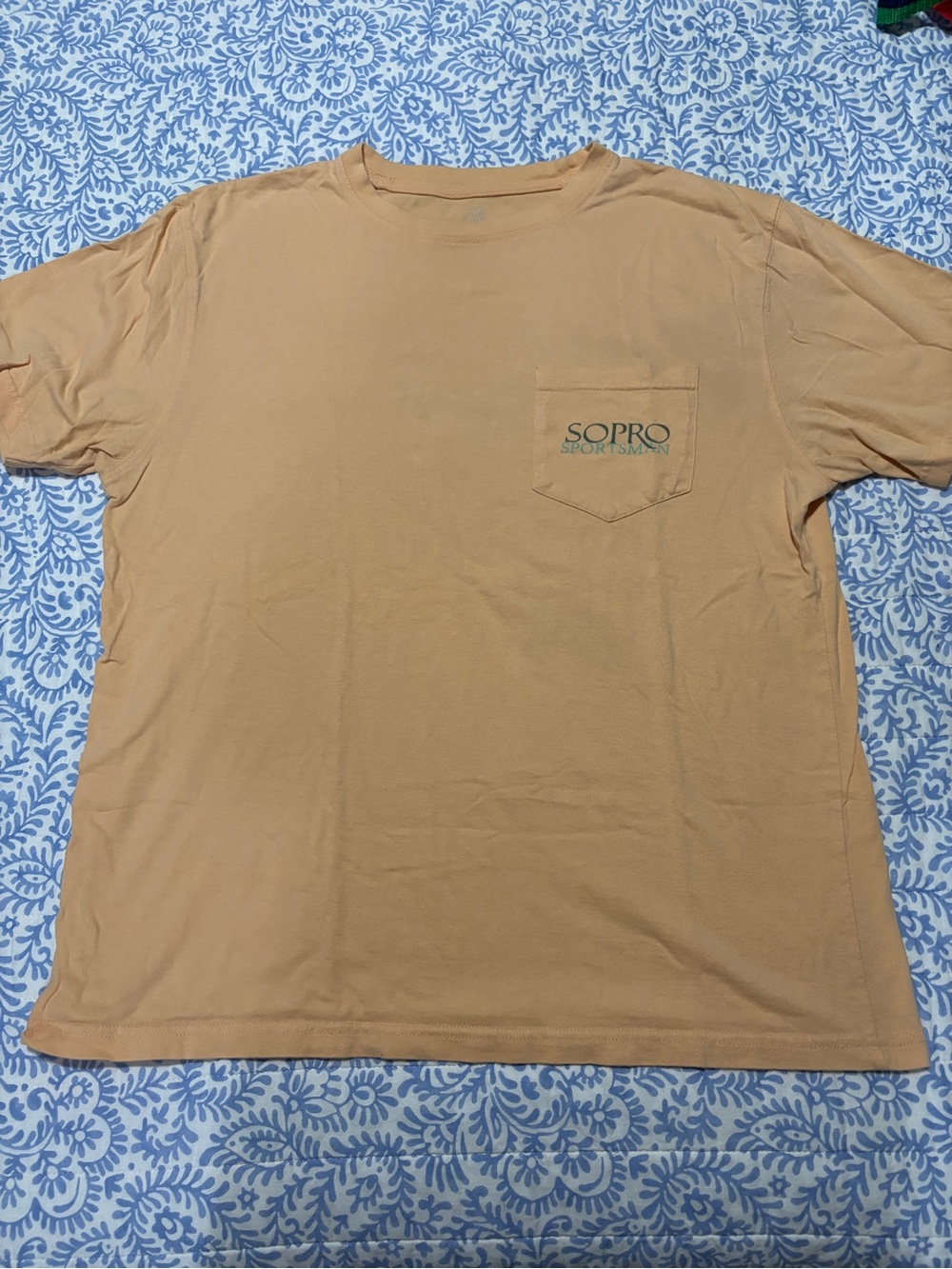 Southern Proper Men's Short Sleeve Pocket Tee in Tan